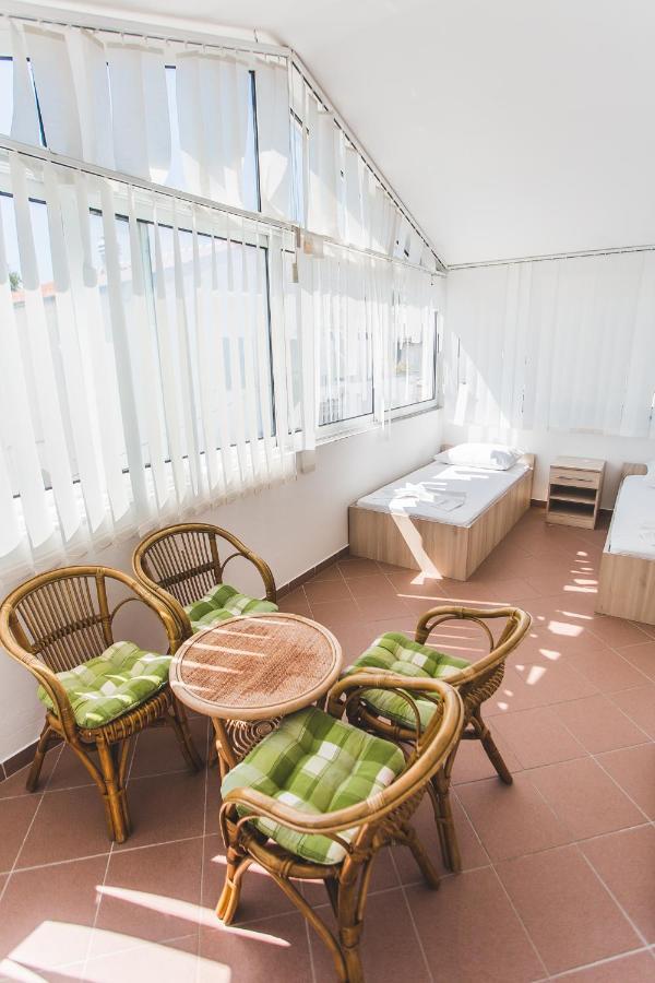 Apartmani Males Rogoznica  Εξωτερικό φωτογραφία